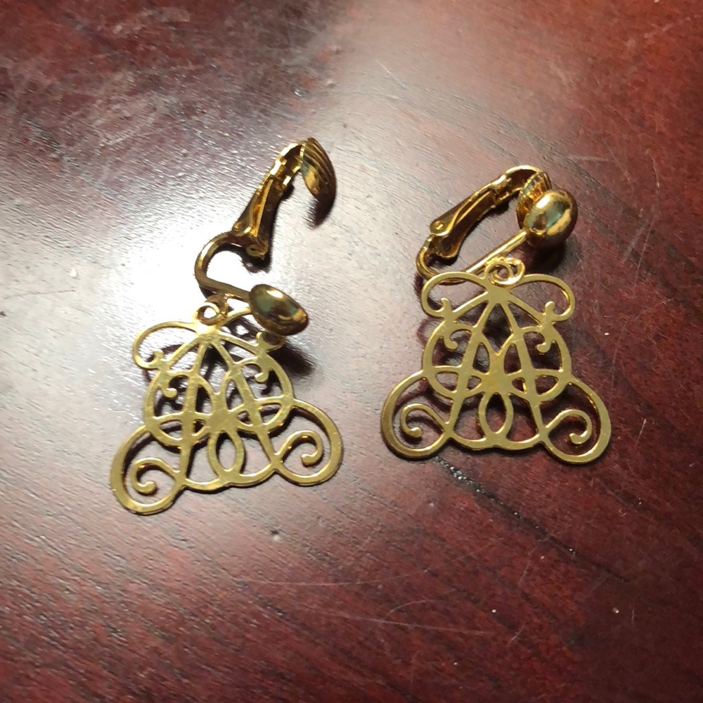 Gold clip on earrings